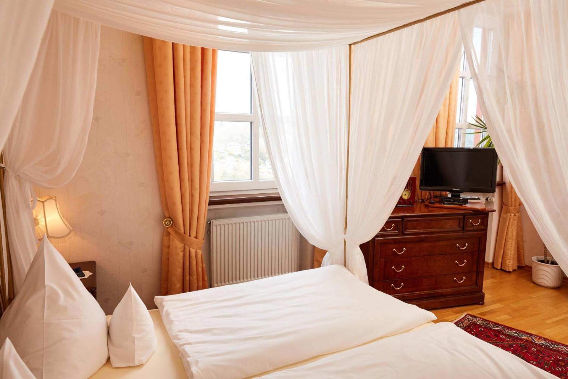 Schlosshotel Kurfuerstliches Amtshaus Dauner Burg Bagian luar foto