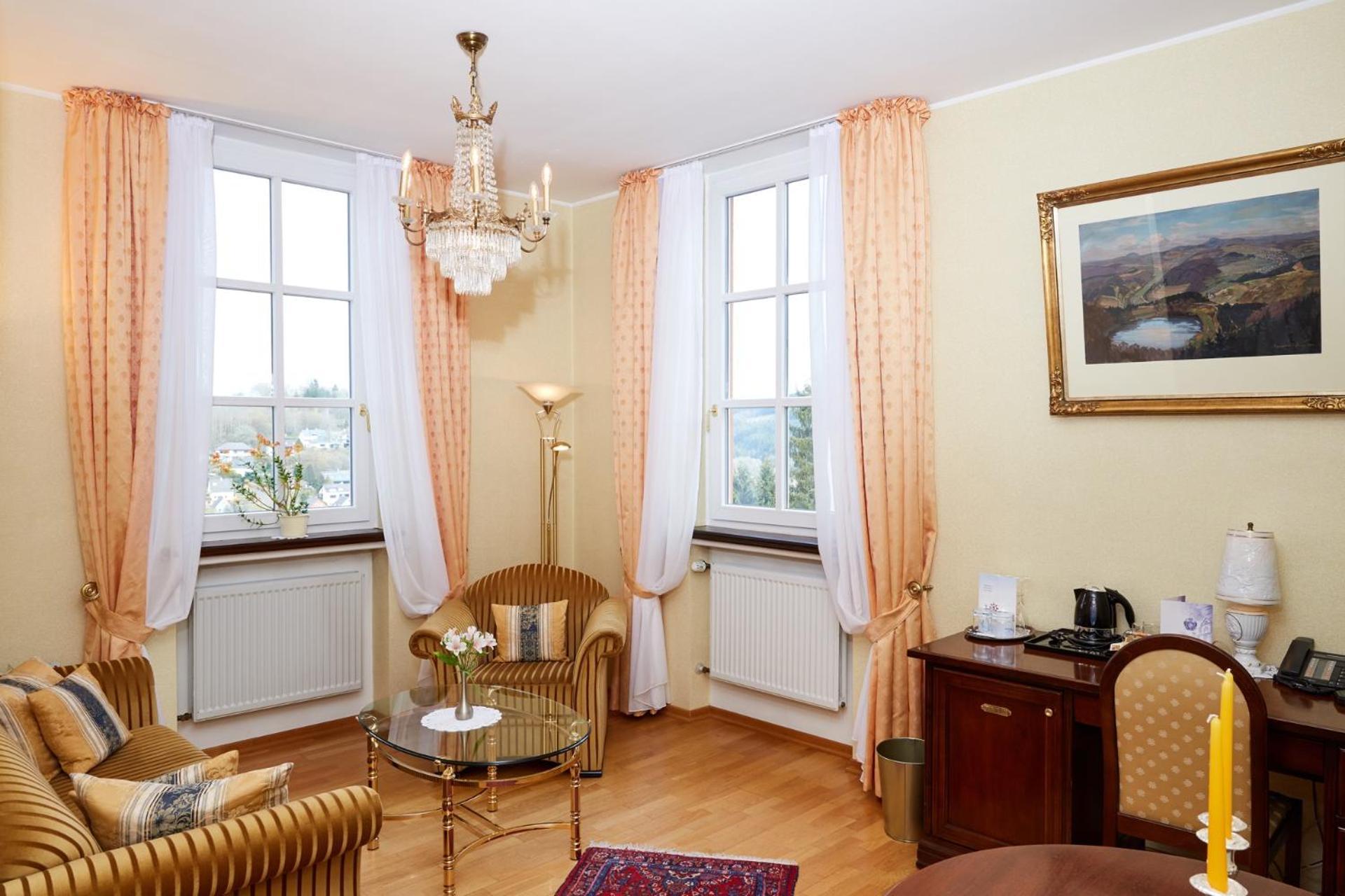 Schlosshotel Kurfuerstliches Amtshaus Dauner Burg Bagian luar foto