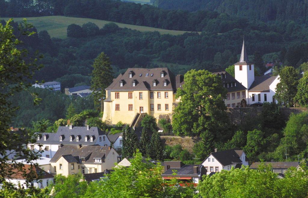 Schlosshotel Kurfuerstliches Amtshaus Dauner Burg Bagian luar foto